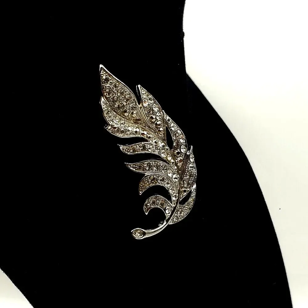 American Vintage pretty leaf
